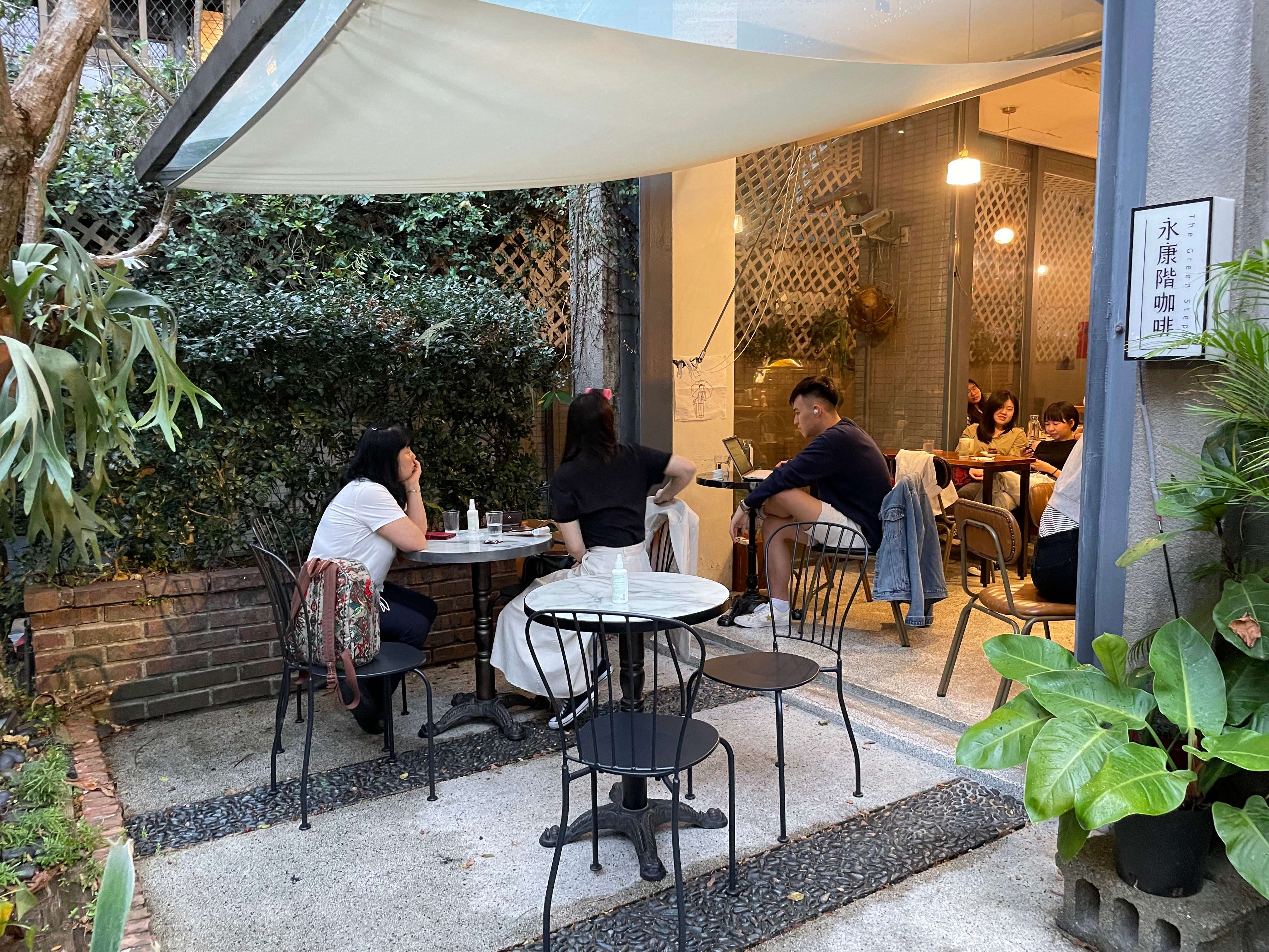 永康階戶外座位區